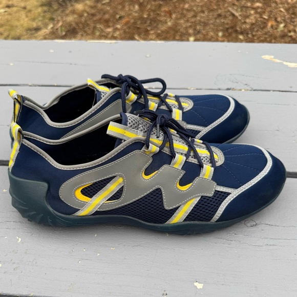 Sand n Sun Blue and Yellow Athletic Shoes S/13 - Picture 4 of 13